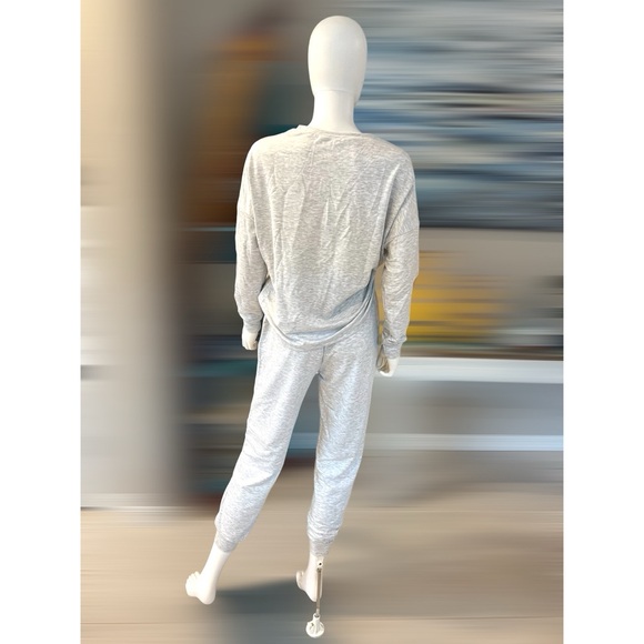 FINAL PRICE Two piece sequin heart loungewear set sz Small and medium - Picture 6 of 12